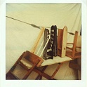 e stuehlebuegeln-b1993  stühlebügeln installation 1993 polaroid